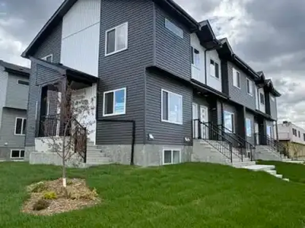 9844 155th St NW #1B, Edmonton, AB T5P 2L1