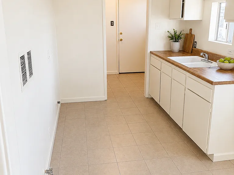 3527 W Beverly Blvd #1 — Photo 4