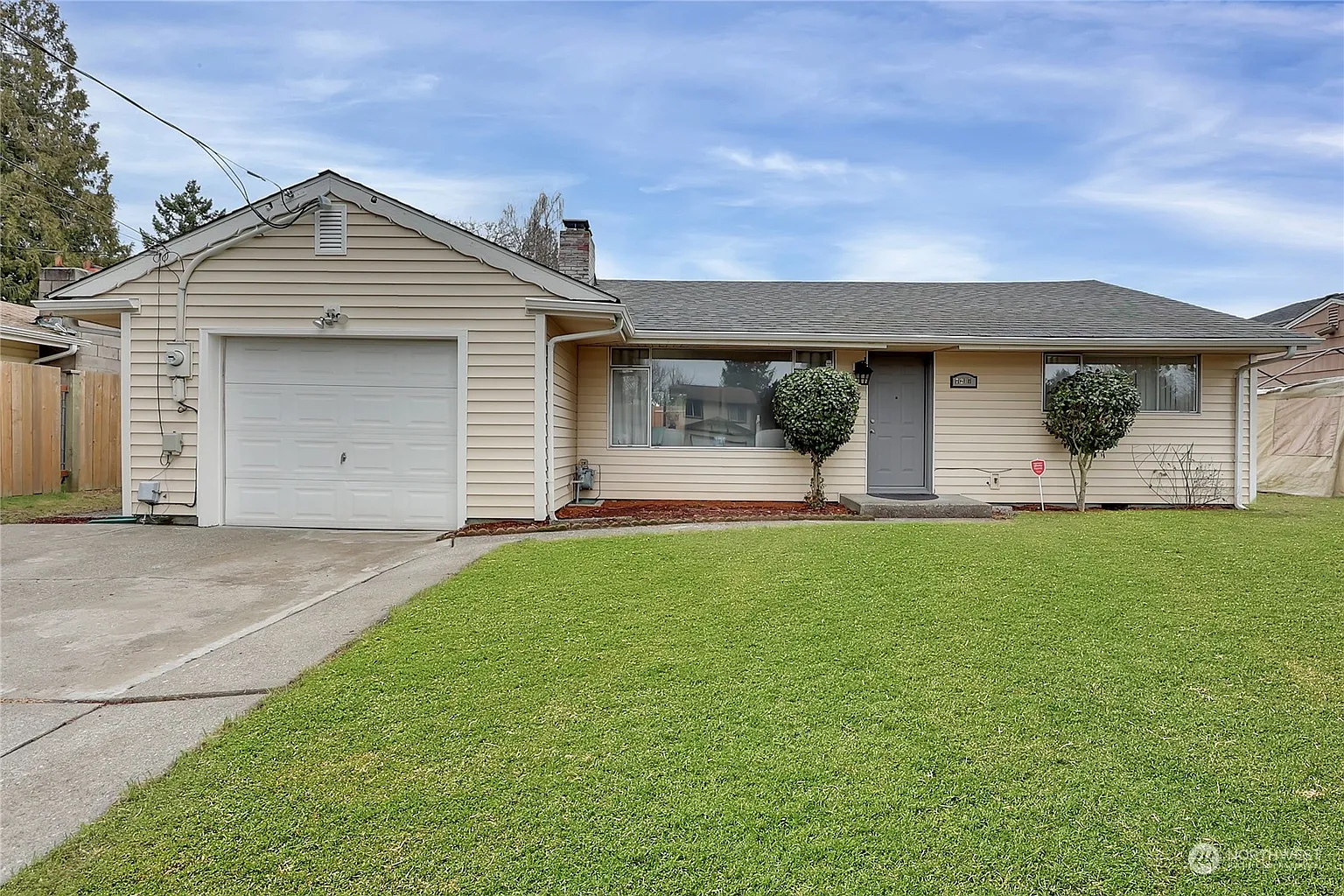 7217 S Sheridan Street photo 1