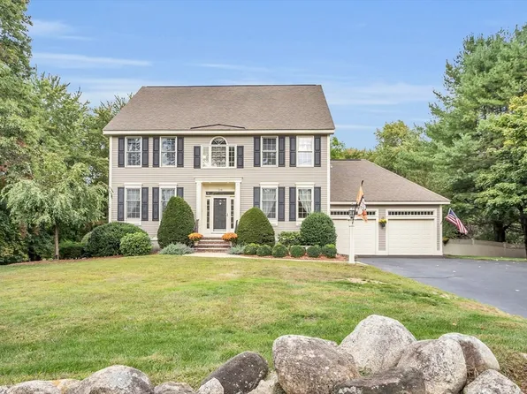 229 Westford St, Chelmsford, MA 01824