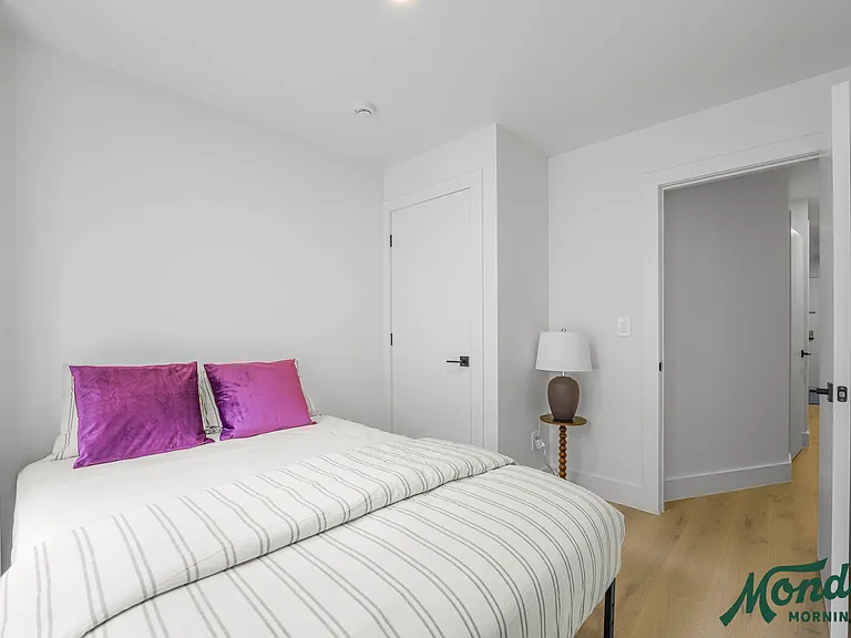 236 W 15th St #26 — Photo 6