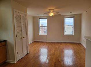 1600 S 9th St FLOOR 3, Philadelphia, PA 19148