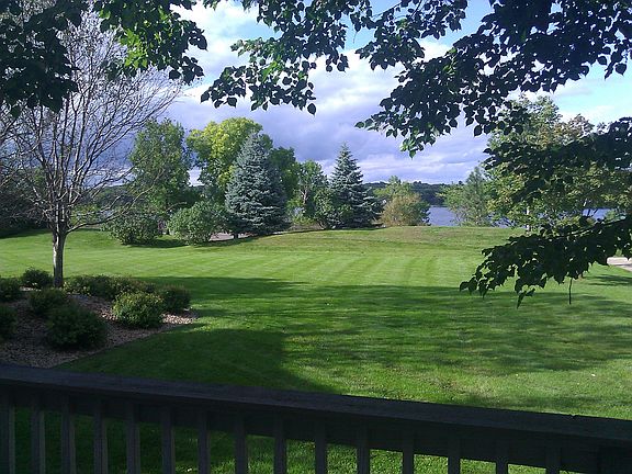 2nd image of 1585 Wayzata Blvd W #B