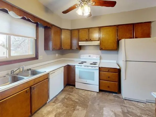 912 E Owens Ave APT 1, Bismarck, ND 58501