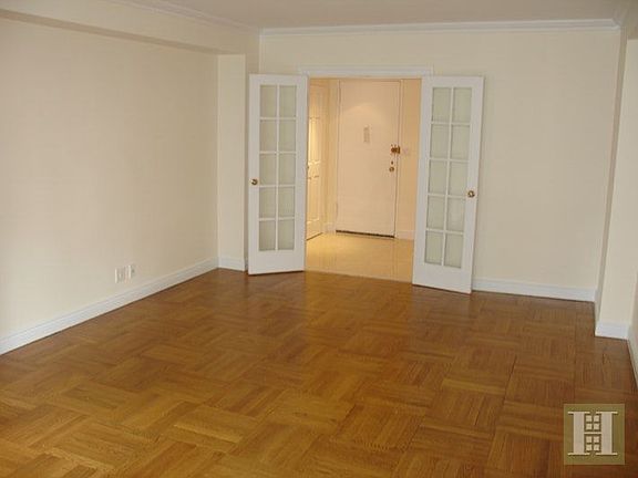 2nd image of 60 W 57th St APT 10c