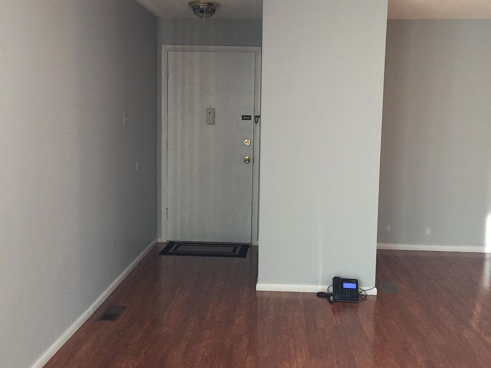 1st image of 10345 Forest Brook Ln APT B