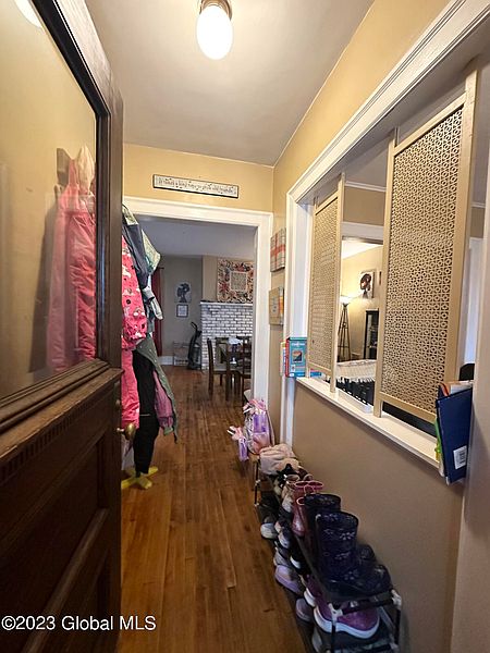 5th image of 1056-1058 Parkwood Boulevard