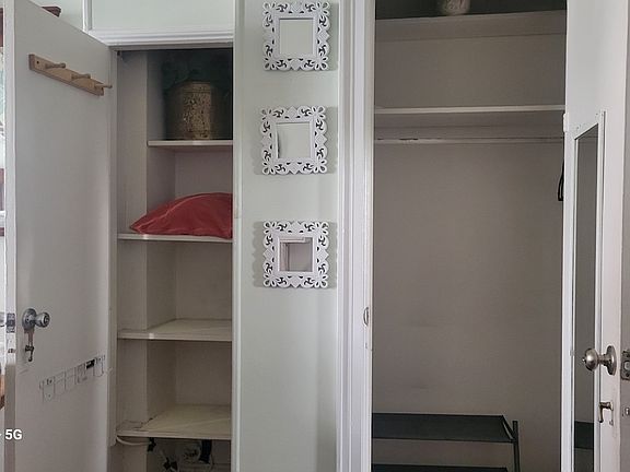 3rd image of 108 W 71st St APT 9