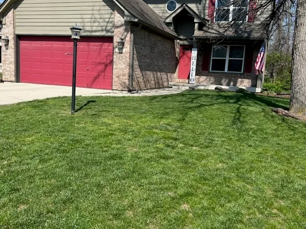 932 Stave Oak Dr, Beech Grove, IN 46107