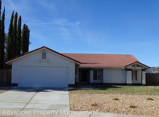 720 Silver Oak Dr, Tehachapi, CA 93561