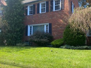 528 Providence St, West Warwick, RI 02893