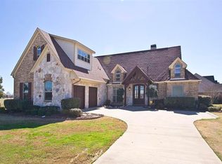 1399 Canyon Lake Rd, Wills Point, TX 75169