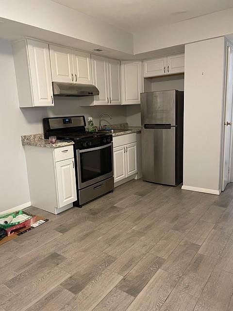 2nd image of 189 Shotwell Ave #2