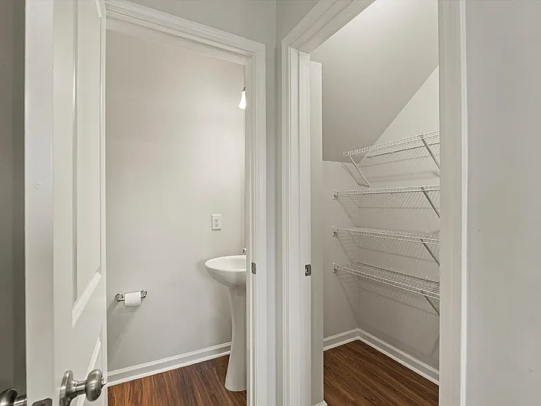 46 Cedarwood St — Photo 13