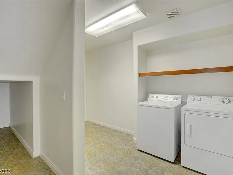 10700 Shasta Glow Ct — Photo 28