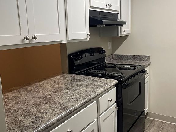 4th image of 11 Bartley St APT C103