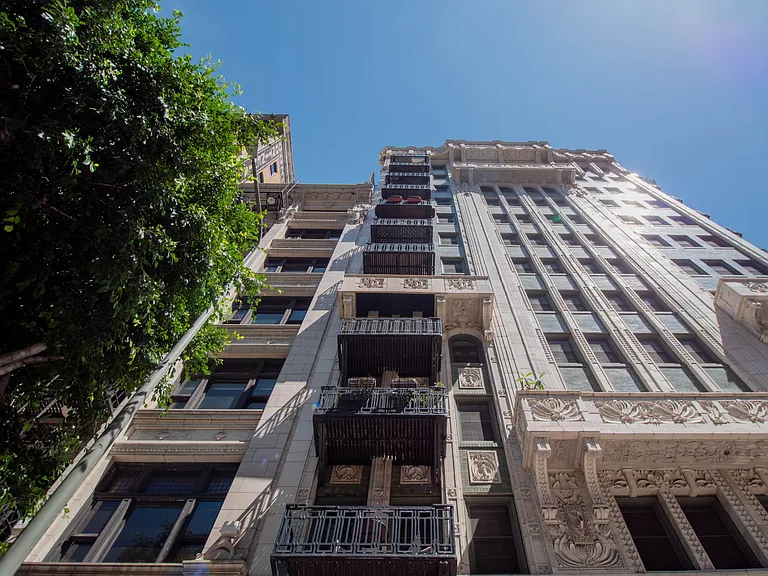 416 S Spring St #205 — Photo 19