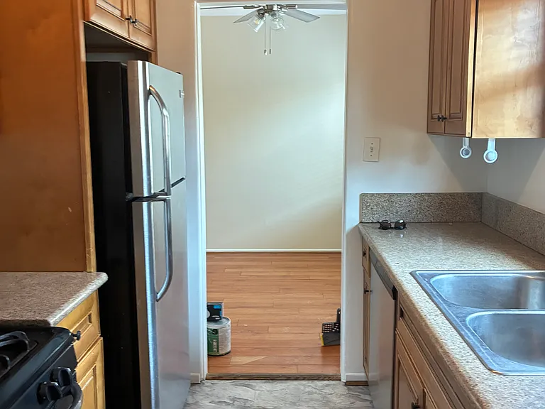 1730 Grevelia St #H — Photo 1