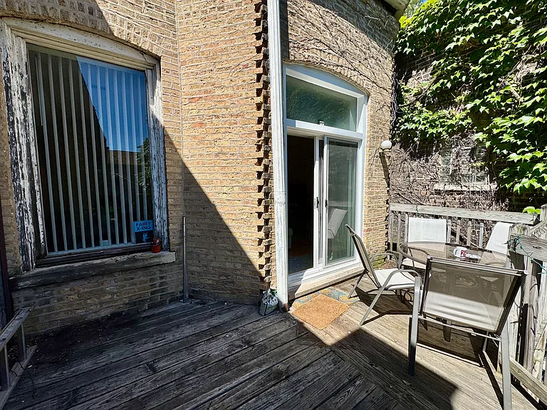 1057 W Belden Ave #3A — Photo 8