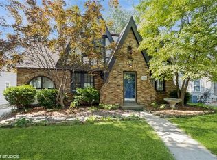 1255 W 72nd St, Kansas City, MO 64114