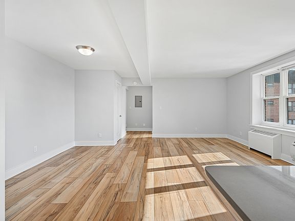 2nd image of 20-28 Seagirt Blvd #5A