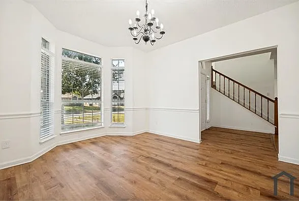 6 bed, 2726 sqft, $4,000 — Photo 4