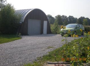 10400 E Roberts Ln, Centralia, MO 65240