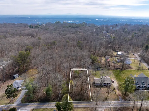 3412 Wilson Ave, Signal Mountain, TN 37377