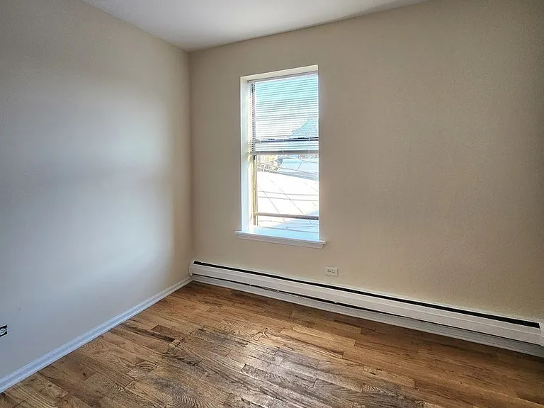 3213-23 W Diversey Ave — Photo 16