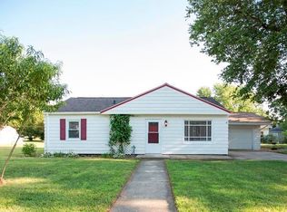 2104 Kathryn Dr, Niles, MI 49120