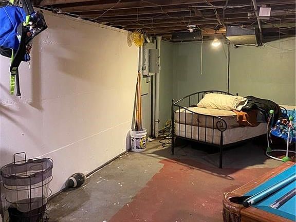 5th image of 234 Esser Ave