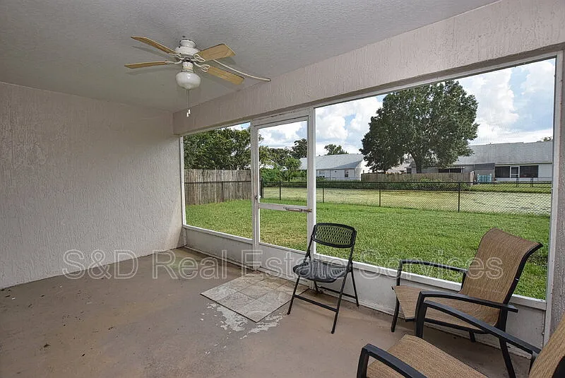 2 bed, 2.0 bath, 1510 sqft, $1,620 — Photo 4