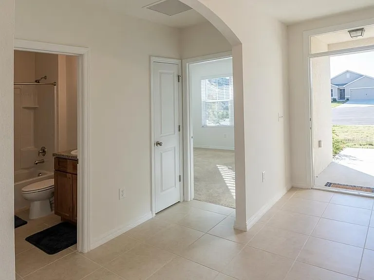 3499 N Vonnegut Point — Photo 12