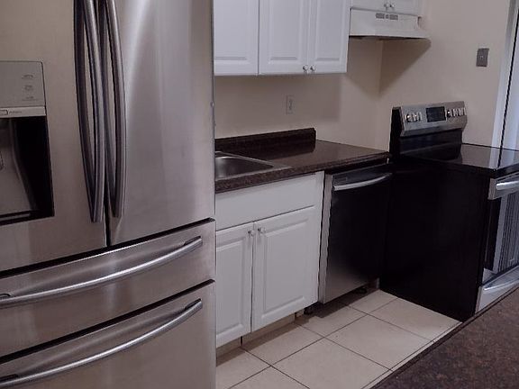 2nd image of 6189 SW 48th Ct Floor 6189