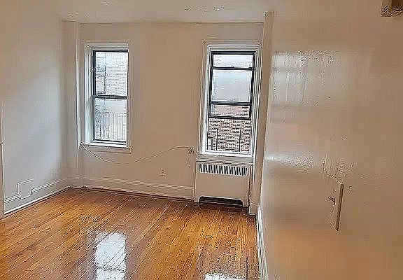 5th image of 150 E 19th St #5