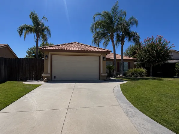 5311 Summer Villa Dr, Bakersfield, CA 93313