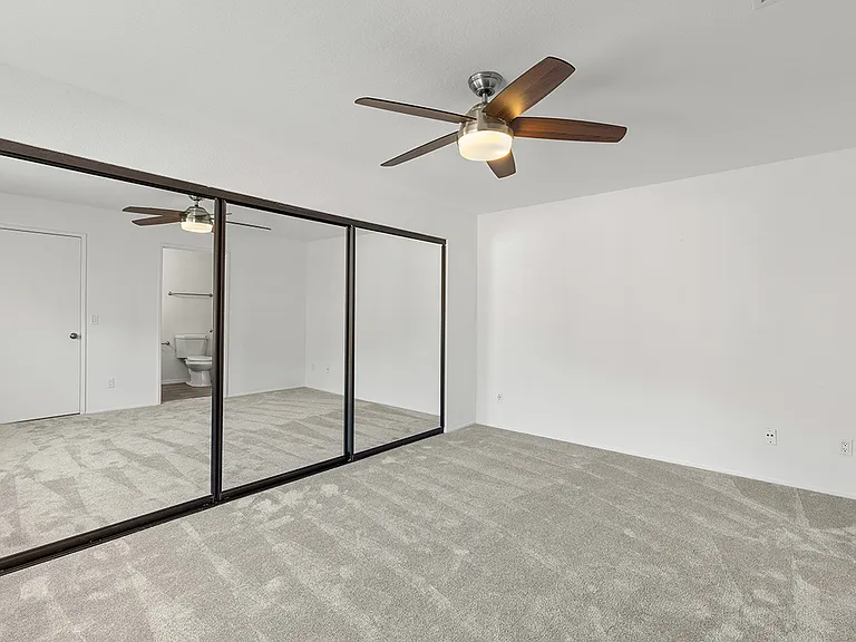 11239 Avenida De Los Lobos — Photo 13