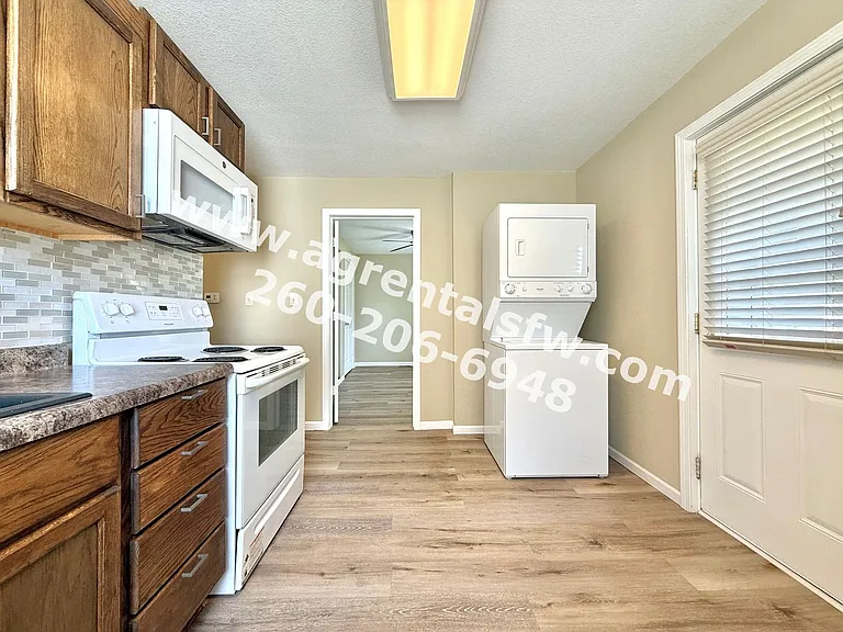 337 Lincoln St — Photo 11