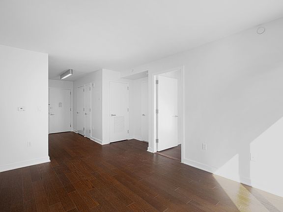 4th image of 400 W 113th St APT 818