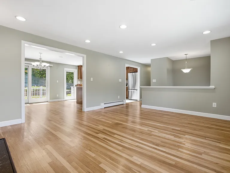 55 Robbie Rd — Photo 19