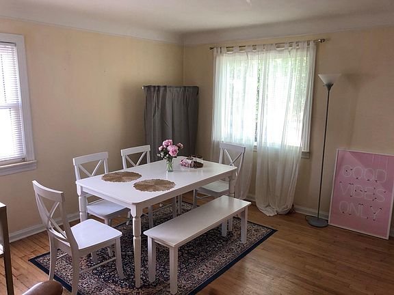 Dining Room Layout 2A