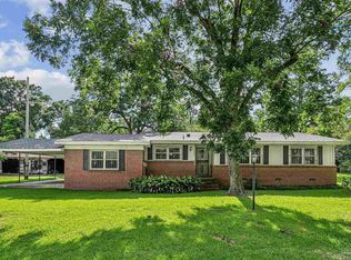 7621 Lodge Dr, Century, FL 32535