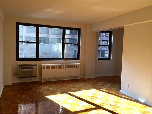 5th image of 250 E 39th St APT 7K