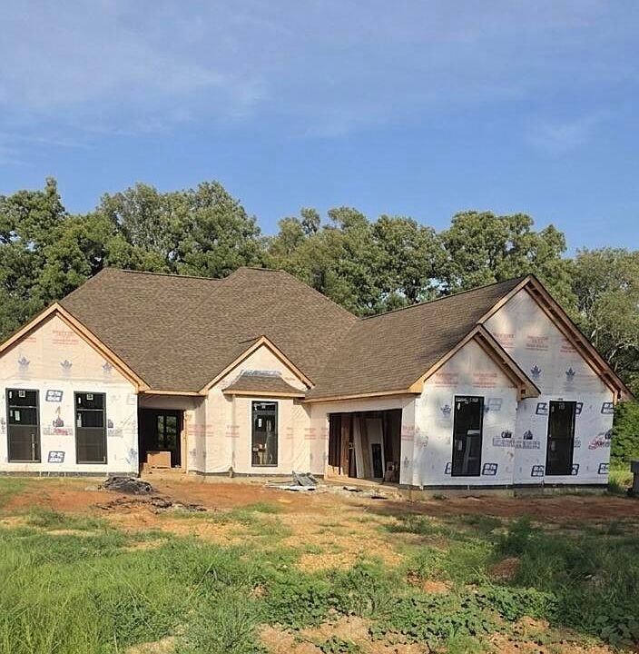 2nd image of 133 Glover Dr