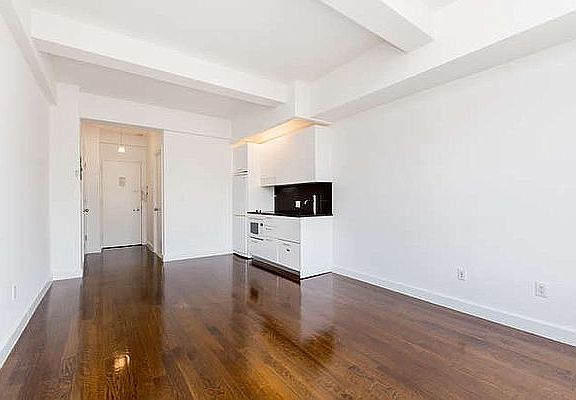 5th image of 212 W 91st St APT 1038