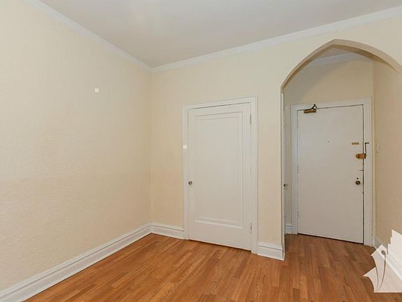2nd image of 4829 N Damen Ave APT 204J