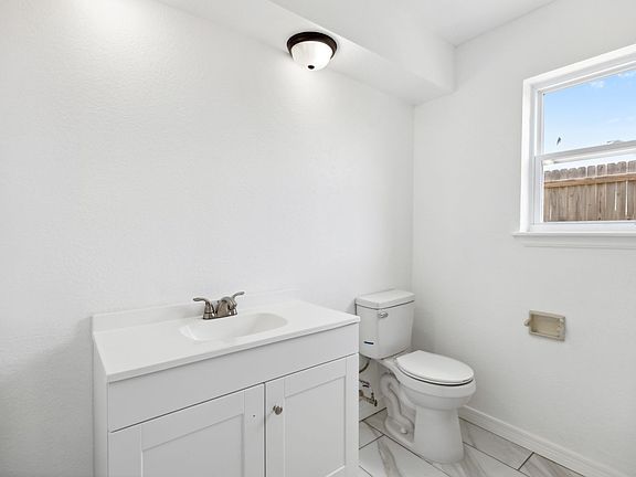 4th image of 1148 S Memorial Dr #Ba6b2ce67