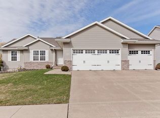 1895 Southbrook Dr, Ely, IA 52227
