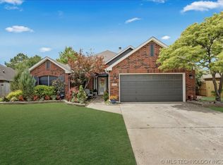 9922 N 120th Ave E, Owasso, OK 74055