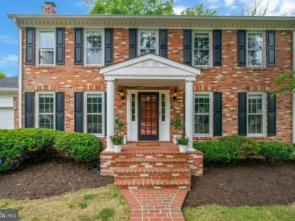 7524 Milway Dr, Alexandria, VA 22306